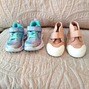 Sketchers girls sneakers pink blue light up & old navy pink sneakers Both Size 5